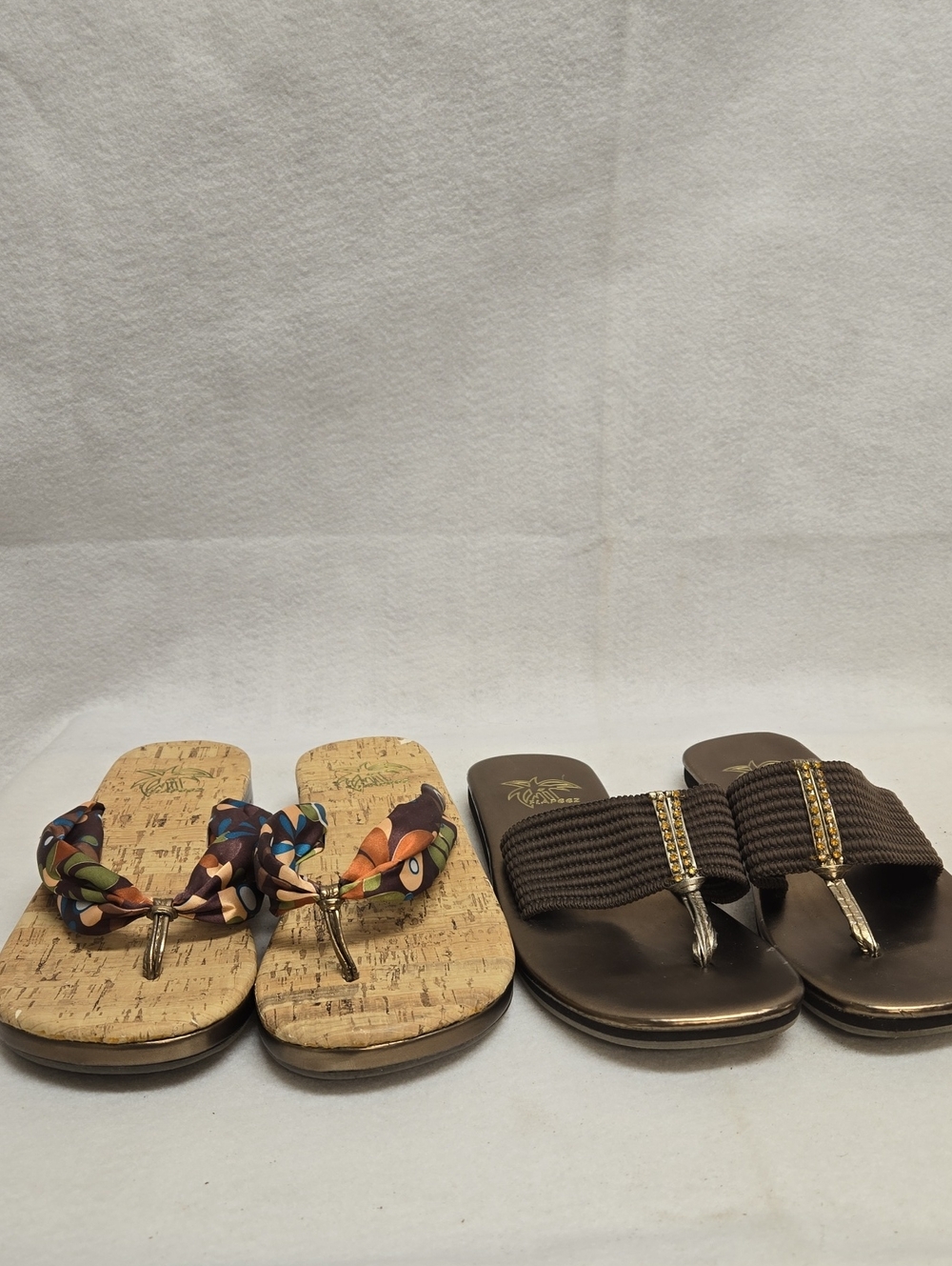 Lot Of (2) Women’s 9 Cork Flip Flops Brown Multi Slip On Damaged Sandals